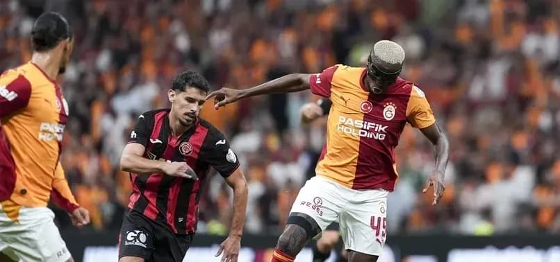 Türkiyə Super Liqasında “Qalatasaray” mövsümə xal itirərək başlayıb