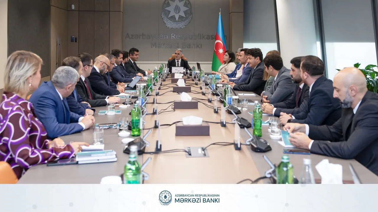 Mərkəzi Bankda Kapital Bazarı İnkişafı Müzakirə Edildi